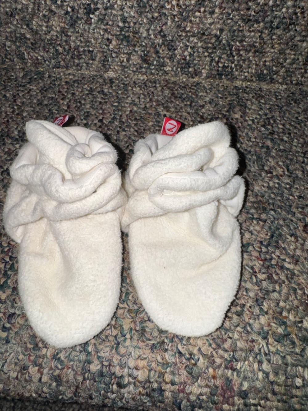 Zutanp Cozie Fleece Baby Booties in Cream- size 12 months